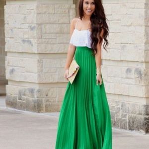 Emerald Green  Pleated  Maxi  skirt